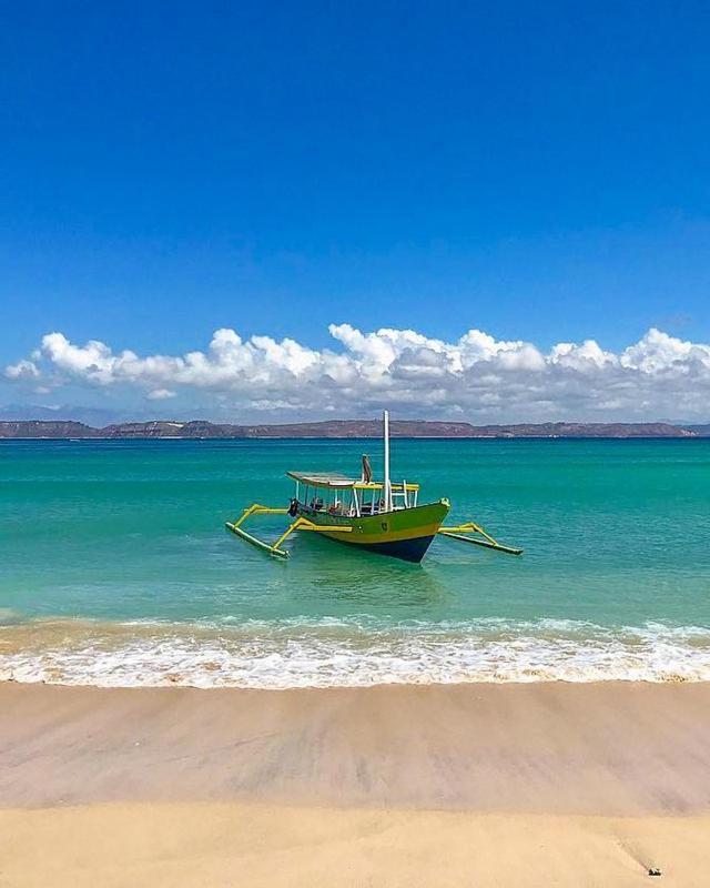 Отель Heaven On The Planet Ekas Экстерьер фото